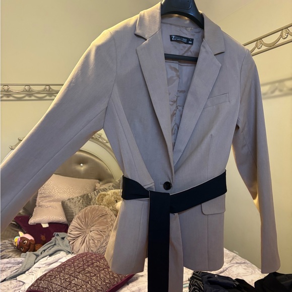 New York & Company Jackets & Blazers - New York & Company Beige Blazer with Black Belt